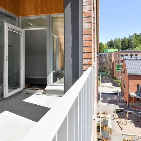 Kotimaailma - Kaunis Saunallinen Kattohuoneisto 10lle, Espoon Keskustassa Эспоо